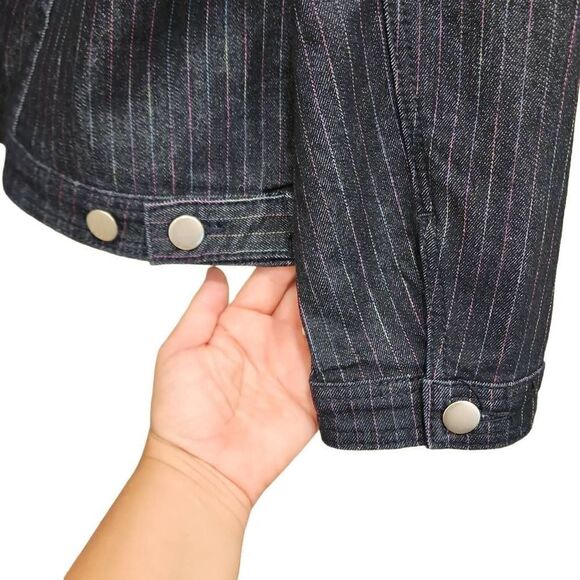 Christopher & Banks Women's Black/ Blue Striped Button Front Denim Jacket Large - Picture 9 of 13
